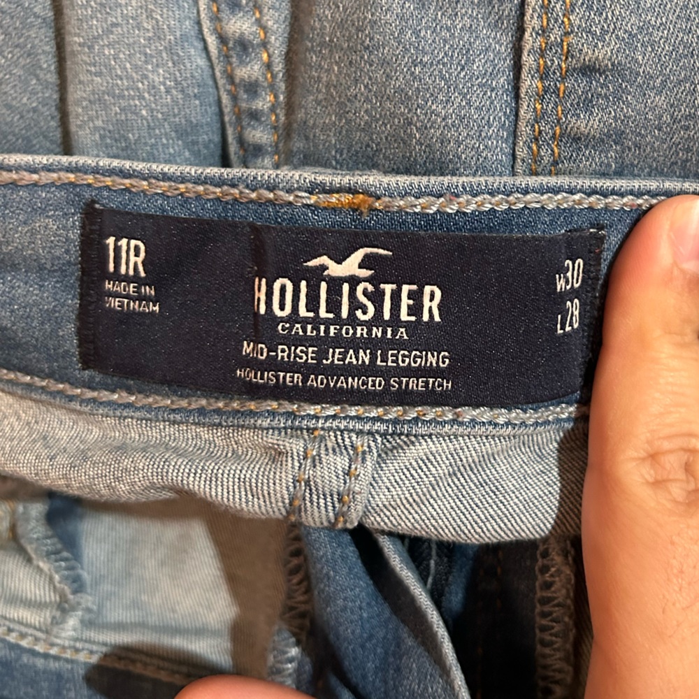 Hollister mid rise jean jeggings (advance stretch ) size 11 regular - Picture 2 of 3